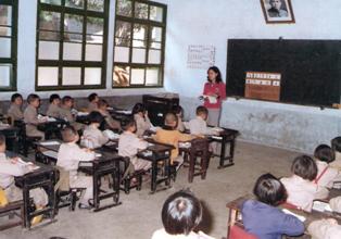 民國六十六年於馬祖仁愛國小實施愛國教育、民防教育。